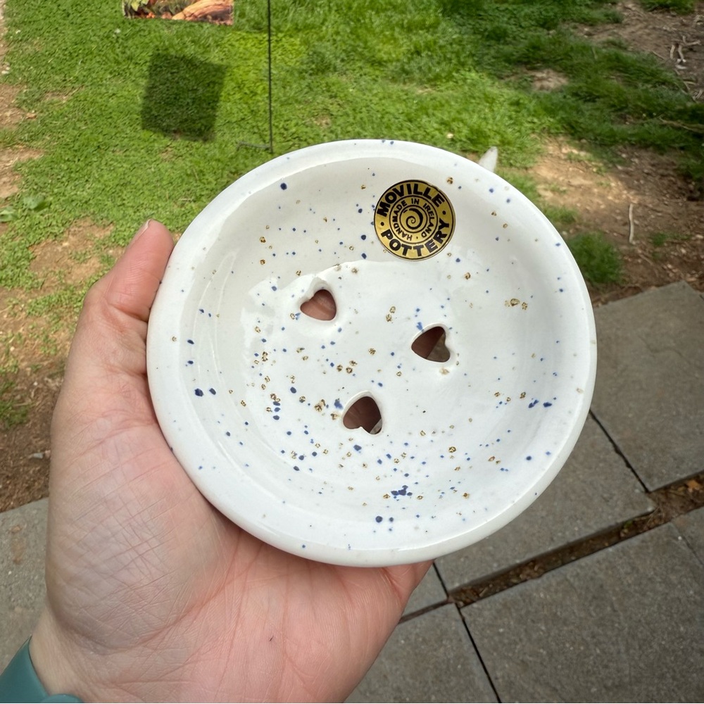Vintage Moville Pottery Handmade In Ireland Heart Soap Dish Speckled Farmhouse